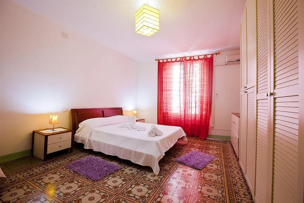 **  Aparthotel Cortile Antico à Trapani Italie