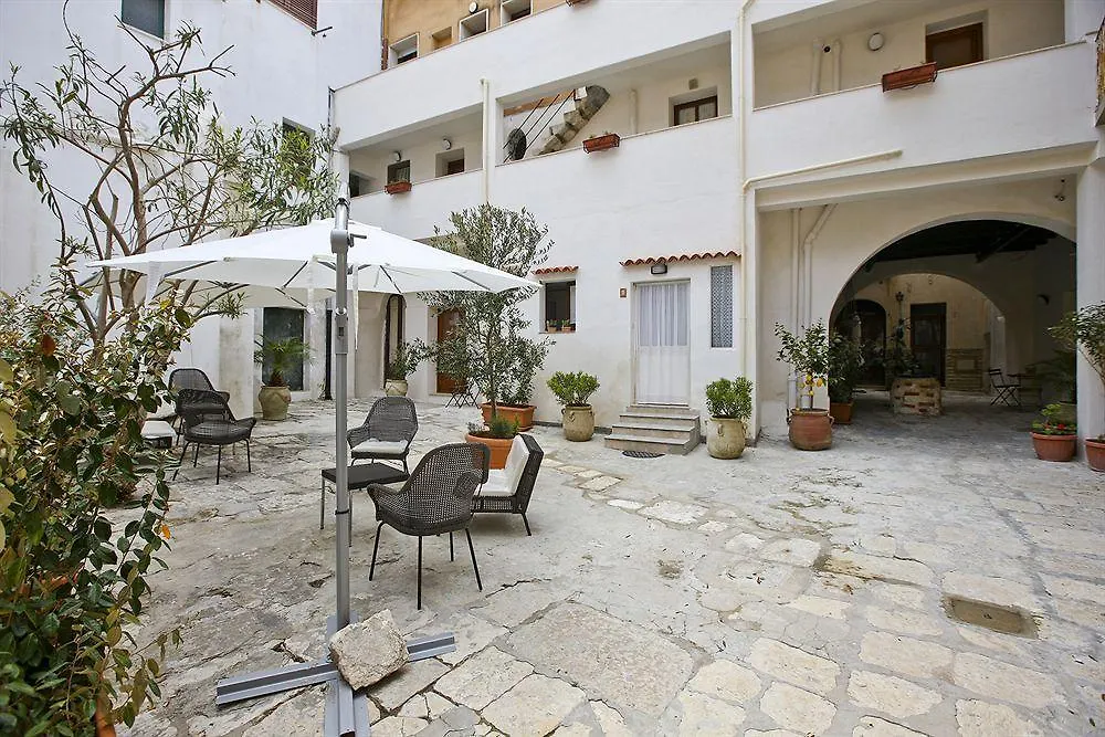 Aparthotel Cortile Antico Trapani