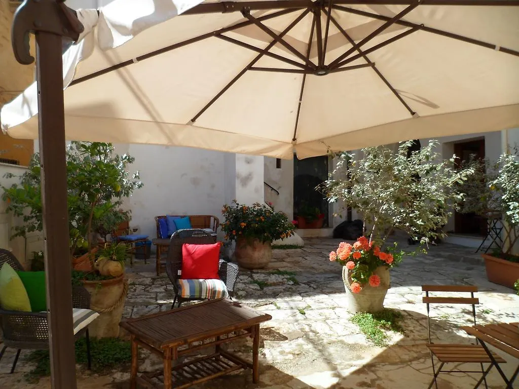 Cortile Antico Lejlighedshotel Trapani