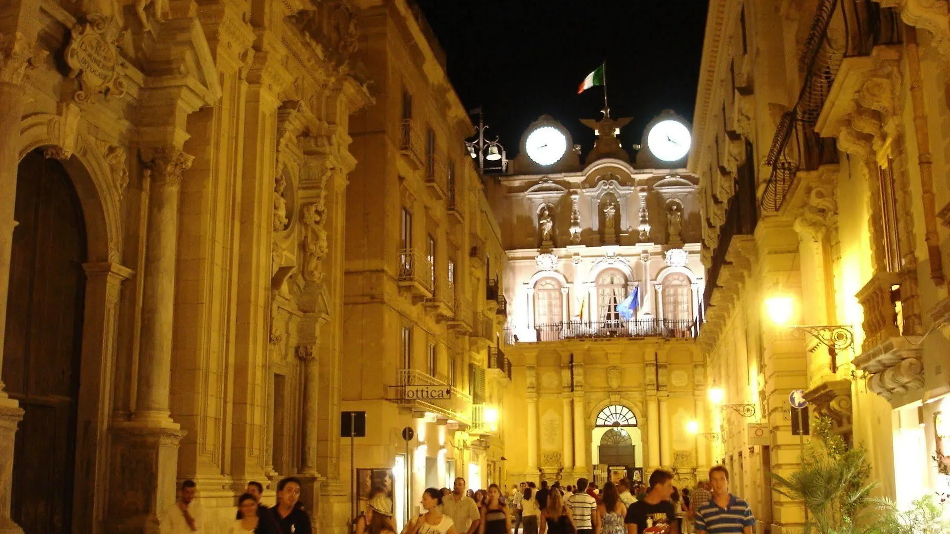 Cortile Antico Lejlighedshotel Trapani Italien
