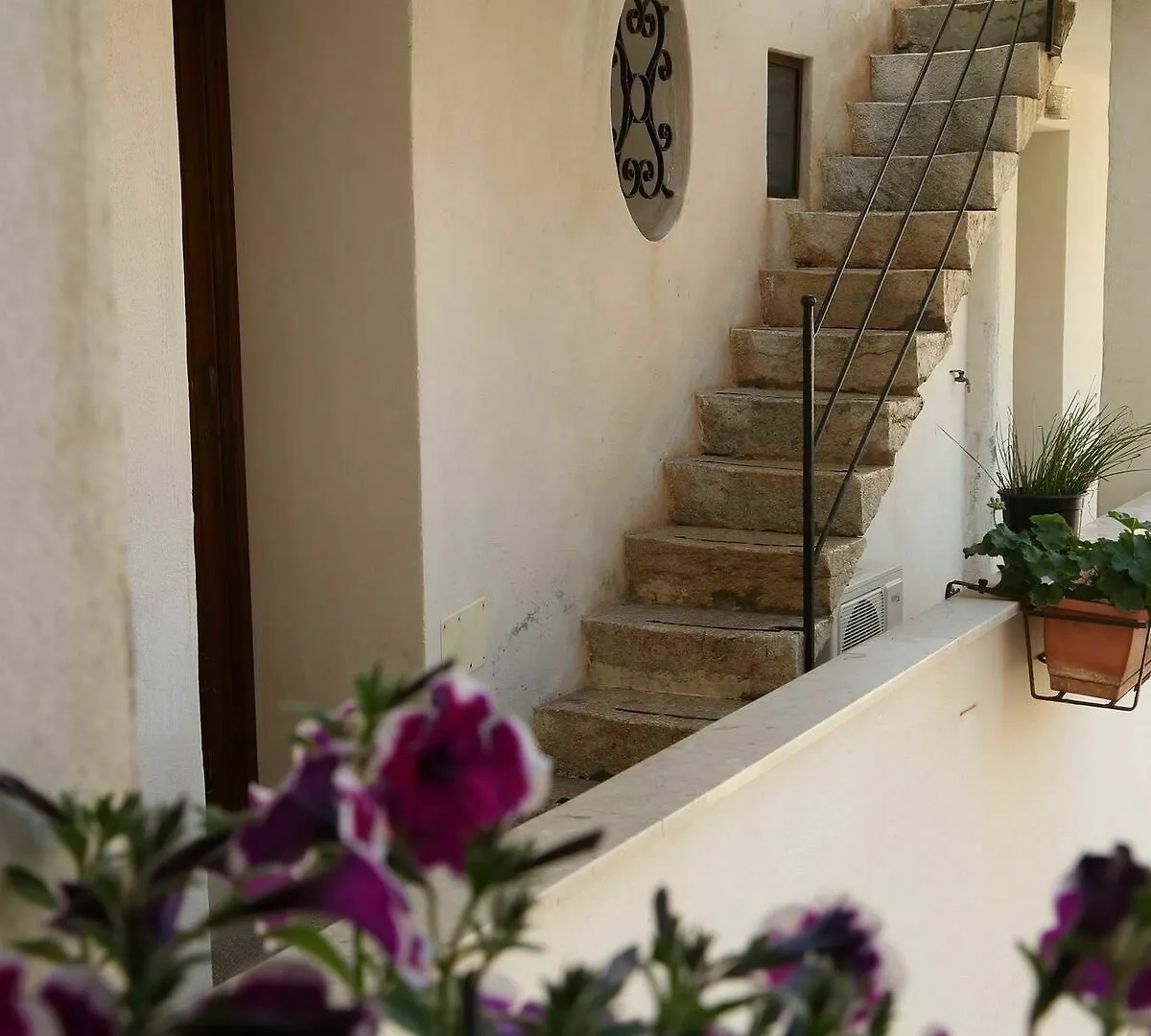 **  Aparthotel Cortile Antico Trapani Italia