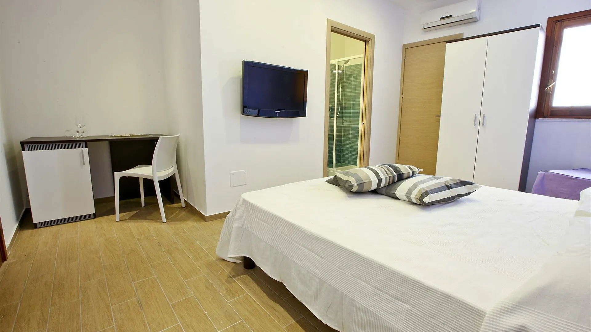 Aparthotel Cortile Antico Trapani 2*,  Italia